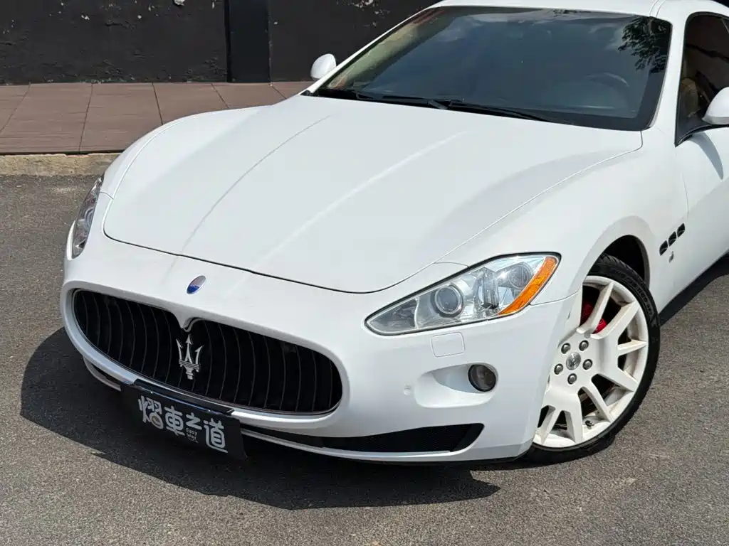Gran Turismo 2007 4.2L Standard Edition