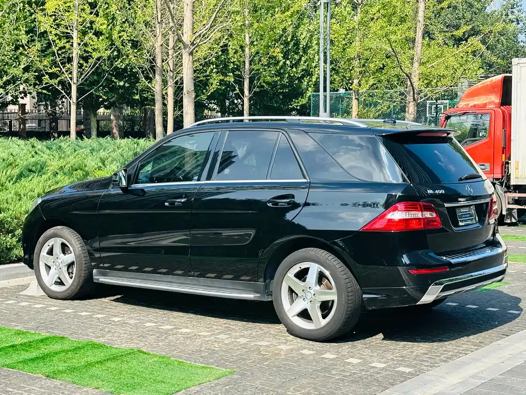 Mercedes-Benz M-Class 2014 ML 400 4MATIC Luxury Edition
