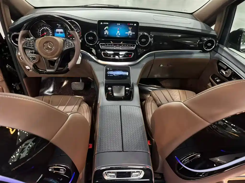 Volkswagen Viloran 2023 2.0T Business Edition 7-seater