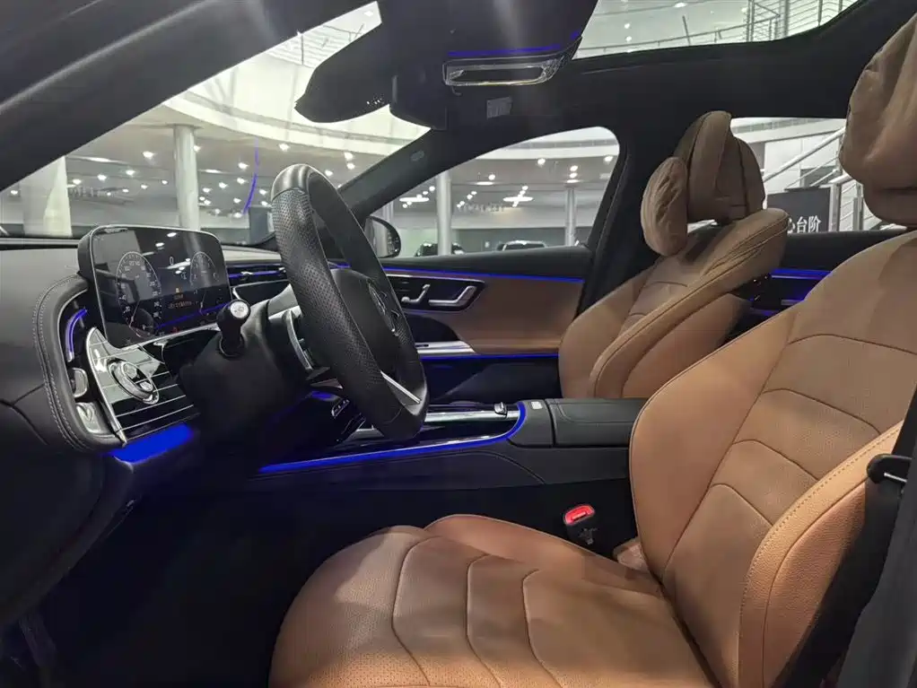 Mercedes-Benz E-Class 2024 E 260 L Sport Line