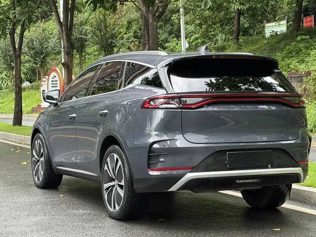 Tang New Energy 2022 DM-p 215KM All-Wheel Drive Flagship Model
