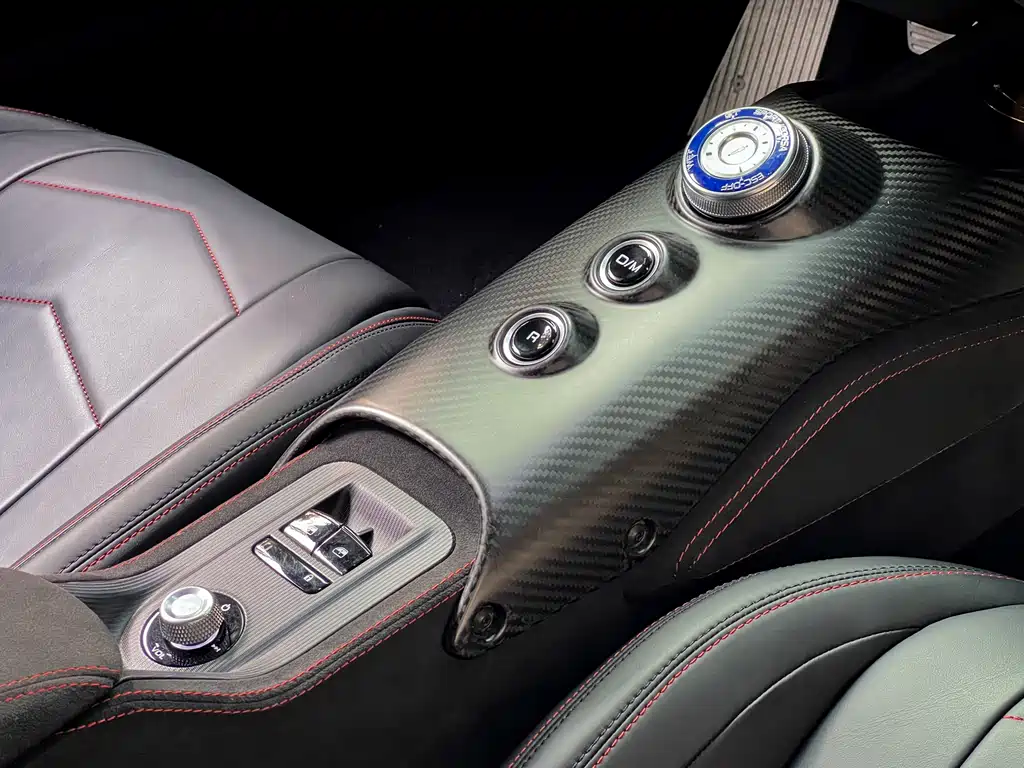 Maserati MC20 2020 3.0T Standard Edition
