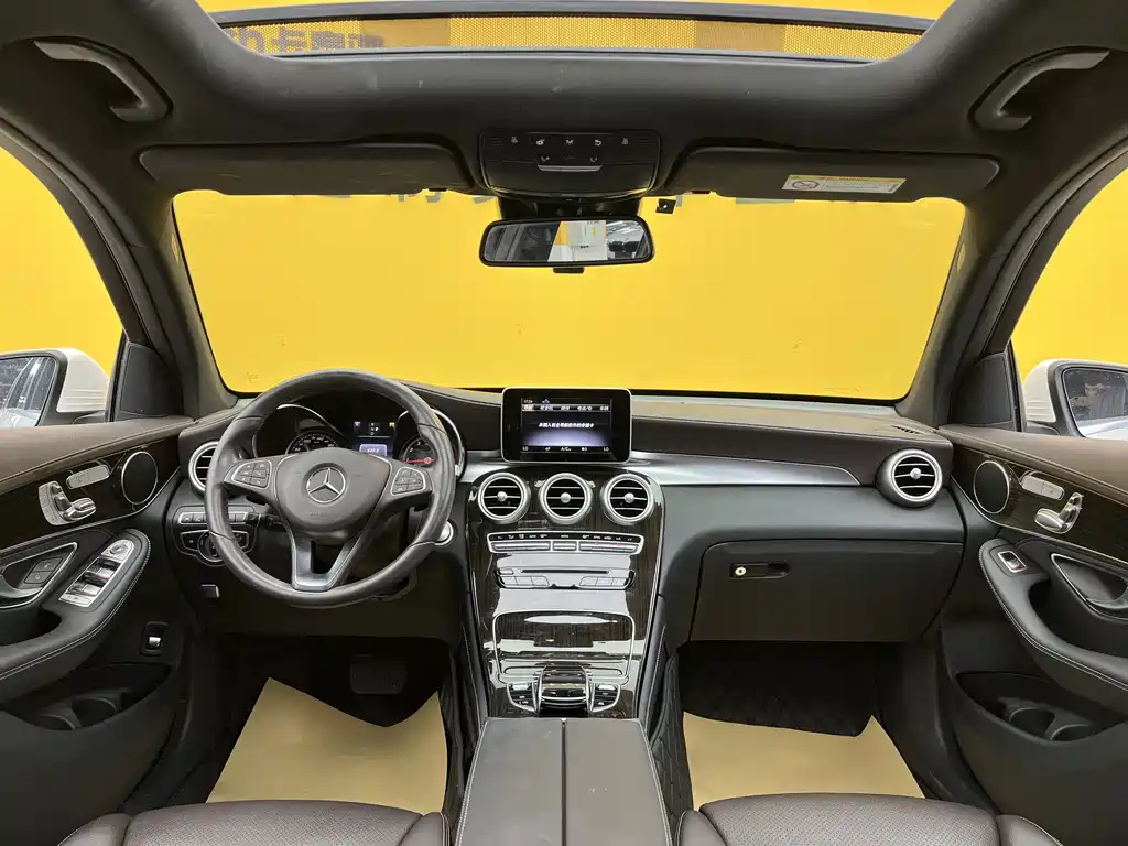Mercedes GLC 2019 GLC 260 L 4MATIC Luxury Edition