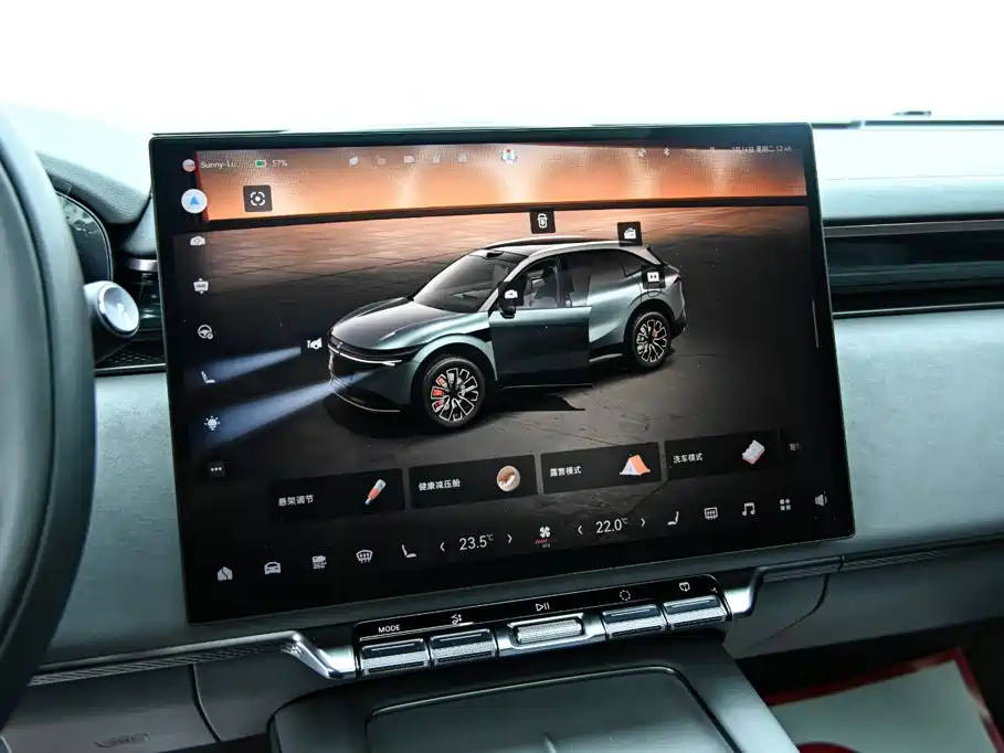 Jizhe 7X 2025 Edition 100kWh Long Range All-Wheel Drive Intelligent Driving Version