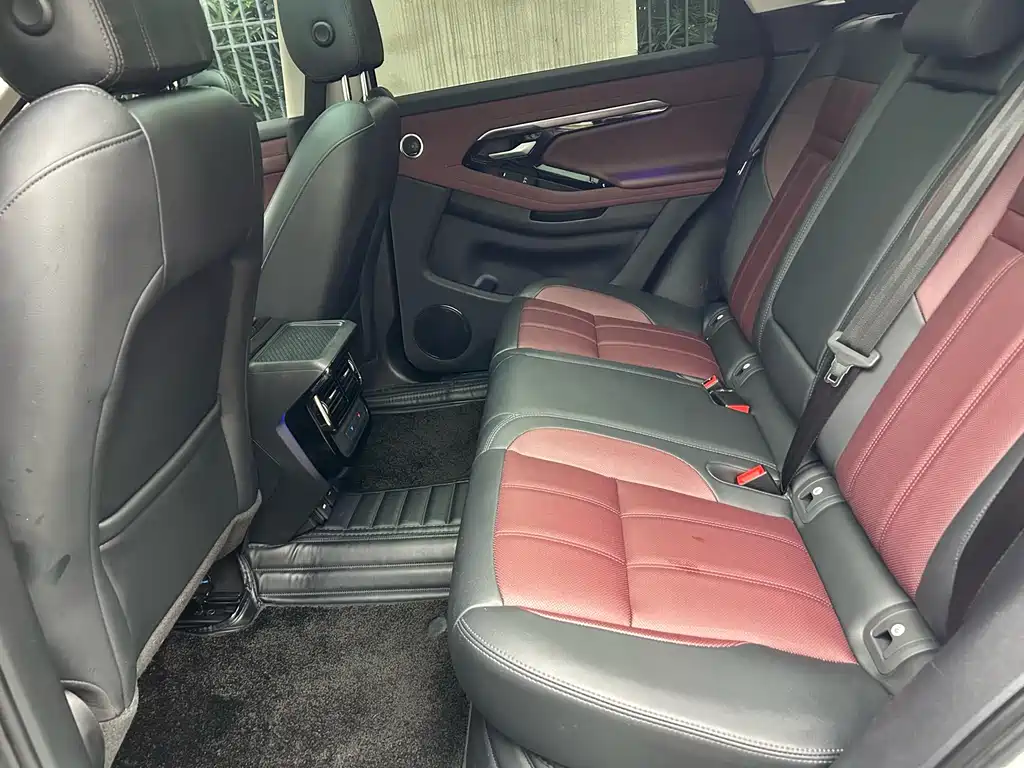 Range Rover Vogue 2022 249PS R-Dynamic Luxury