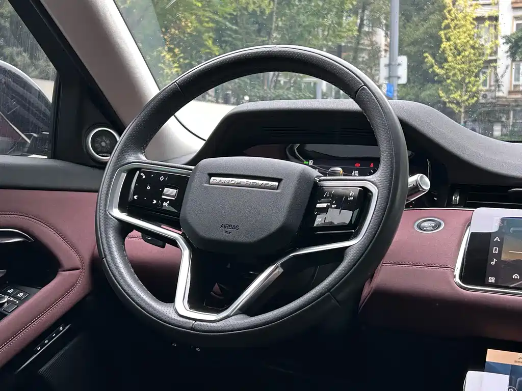 Range Rover Vogue 2022 249PS R-Dynamic Luxury