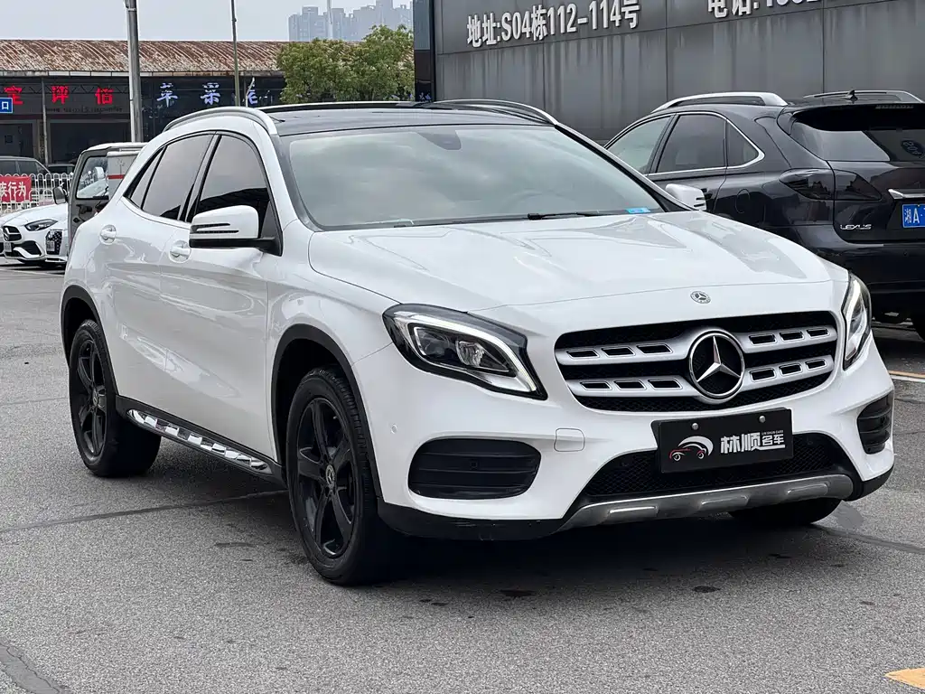 Mercedes-Benz GLA 2019 GLA 200 Fashion Edition
