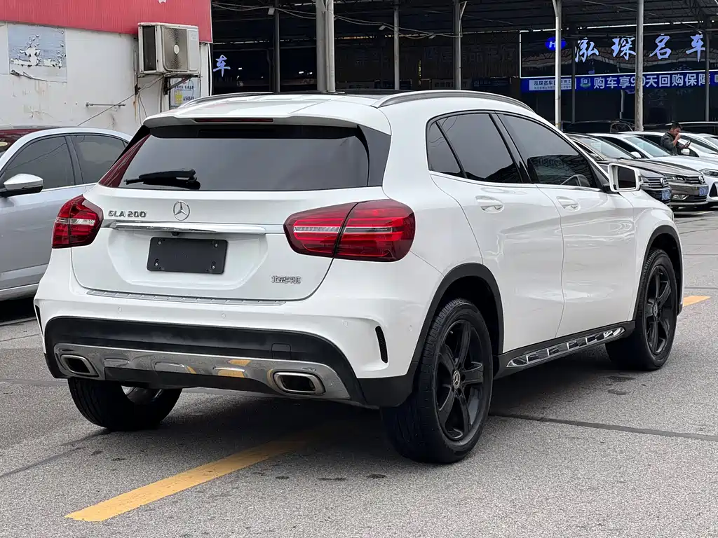Mercedes-Benz GLA 2019 GLA 200 Fashion Edition