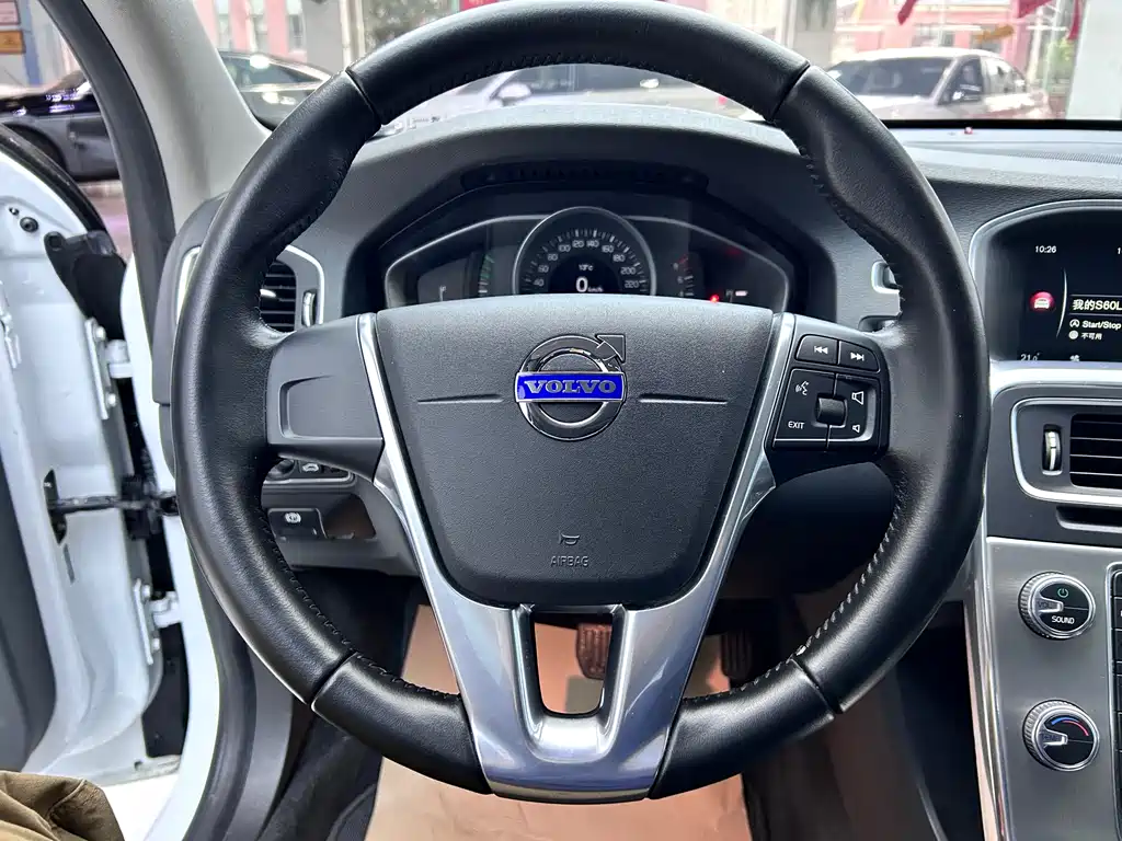 Volvo S60 2016 S60L T3 Smart Drive Edition