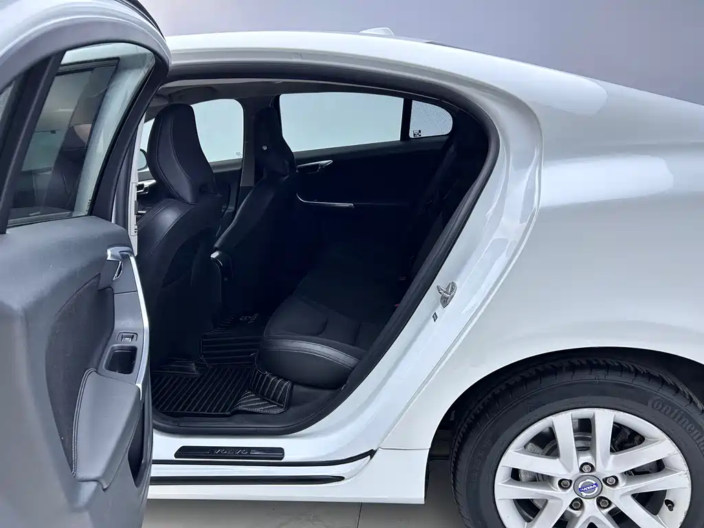 Volvo S60 2016 S60L T3 Smart Drive Edition