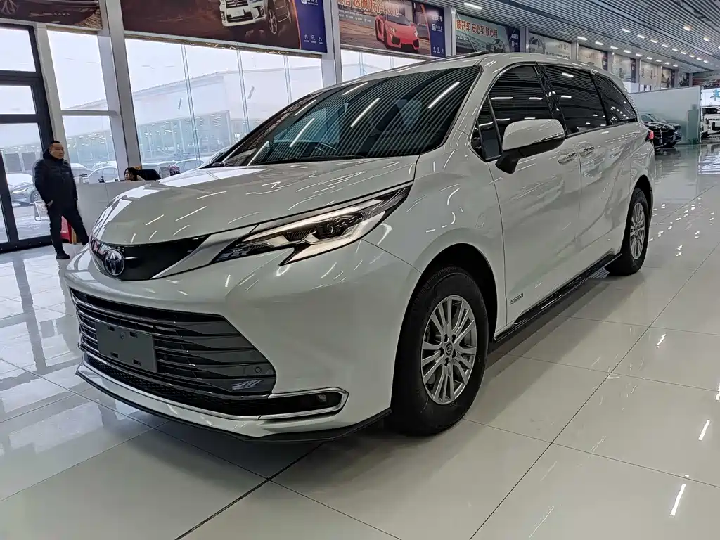 Sienna 2023 2.5L Hybrid Prestige Edition