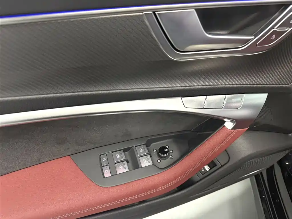 Audi A7L 2024 45 TFSI quattro Black Warrior Edition