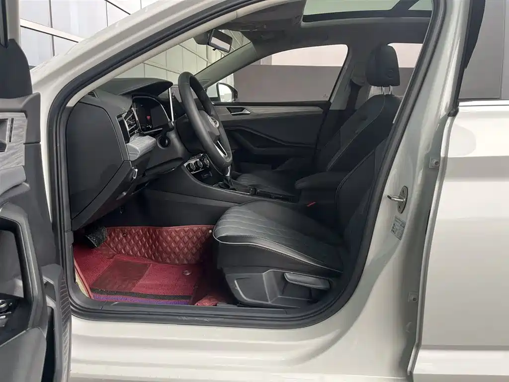 2023 Volkswagen Sagitar 300 TSI DSG Prestige Edition