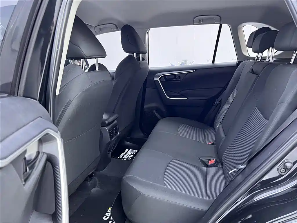 Velaranda 2022 2.0L CVT Two-wheel Drive Leading Edition