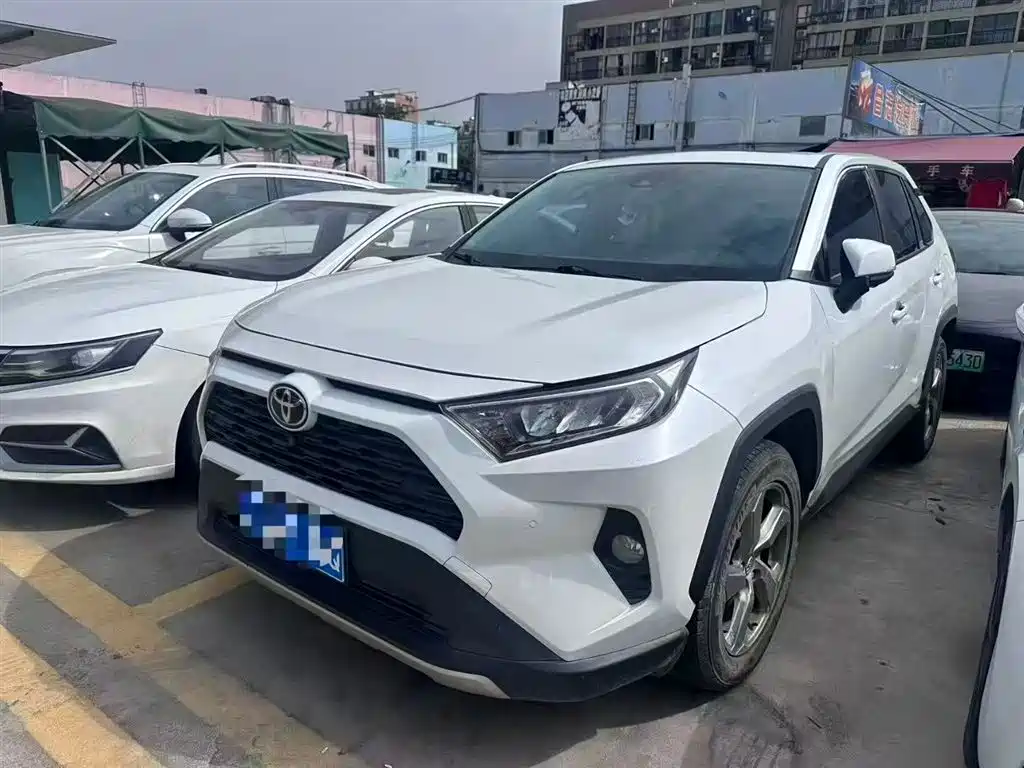 RAV4 2022 2.0L CVT Two-Wheel Drive Fashion Edition