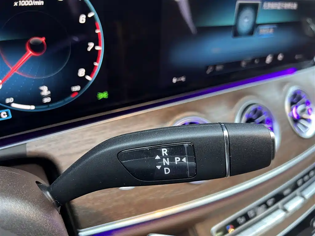 Mercedes-Benz E-Class 2023 Model Year Restyled E 300 L Luxury Edition