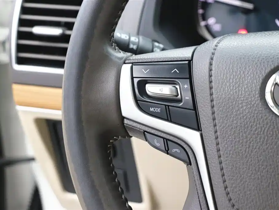 Prado 2018 3.5L Automatic TX-L NAVI