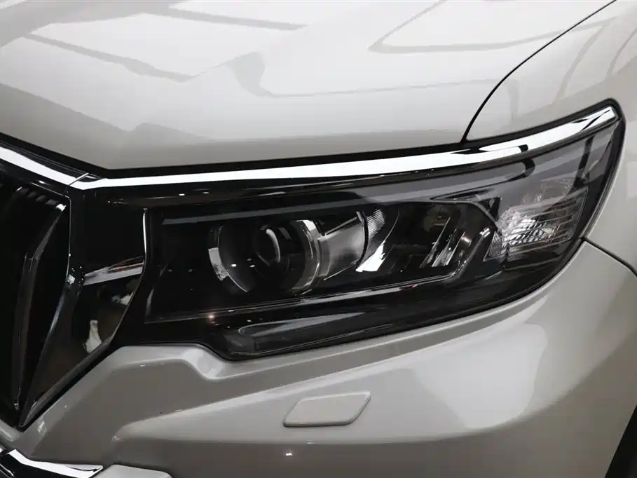 Prado 2018 3.5L Automatic TX-L NAVI