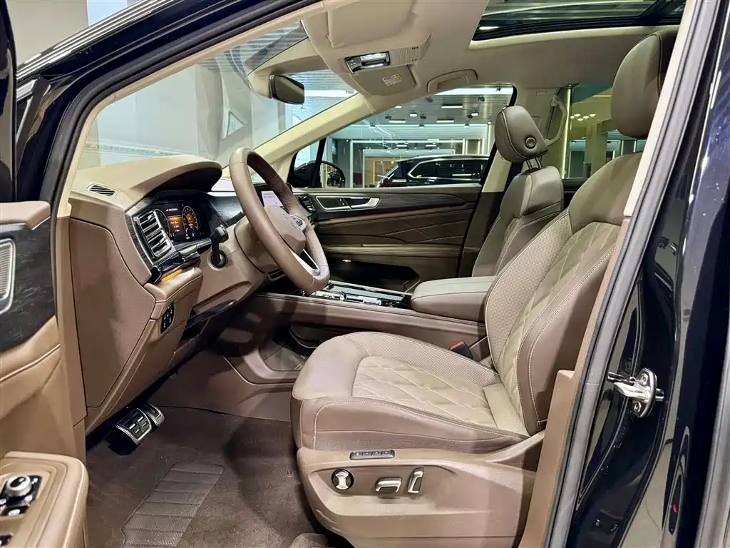 Viloran 2024 380TSI Prestige Edition