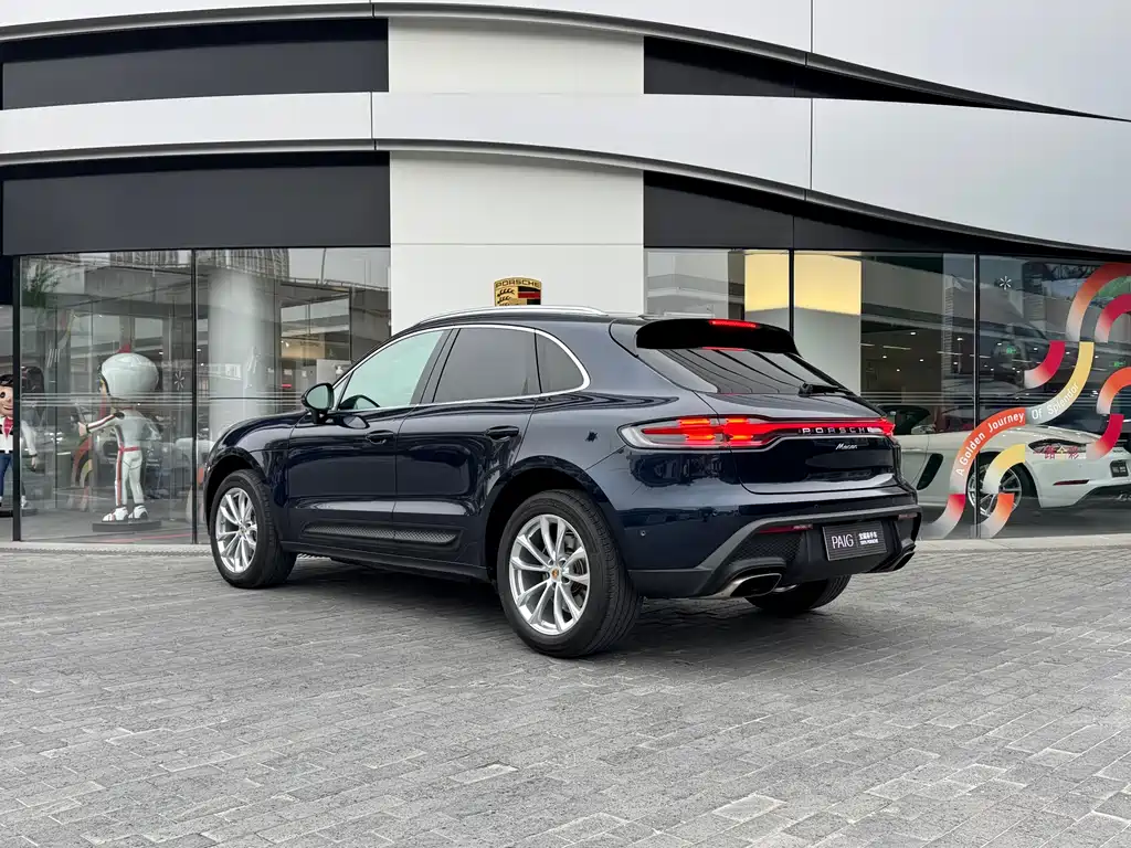 Macan 2023 2.0T