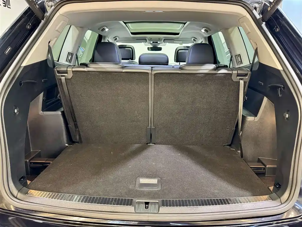 Tongyi 2024 Model 380TSI All-Wheel Drive Prestige Flagship Edition