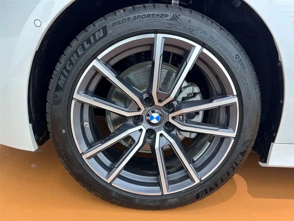 BMW 3 Series 2025 Model 325i M Sport Package