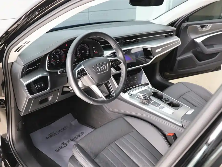 Audi A6 Import 2023 allroad quattro 55 TFSI Prestige Off-road Model