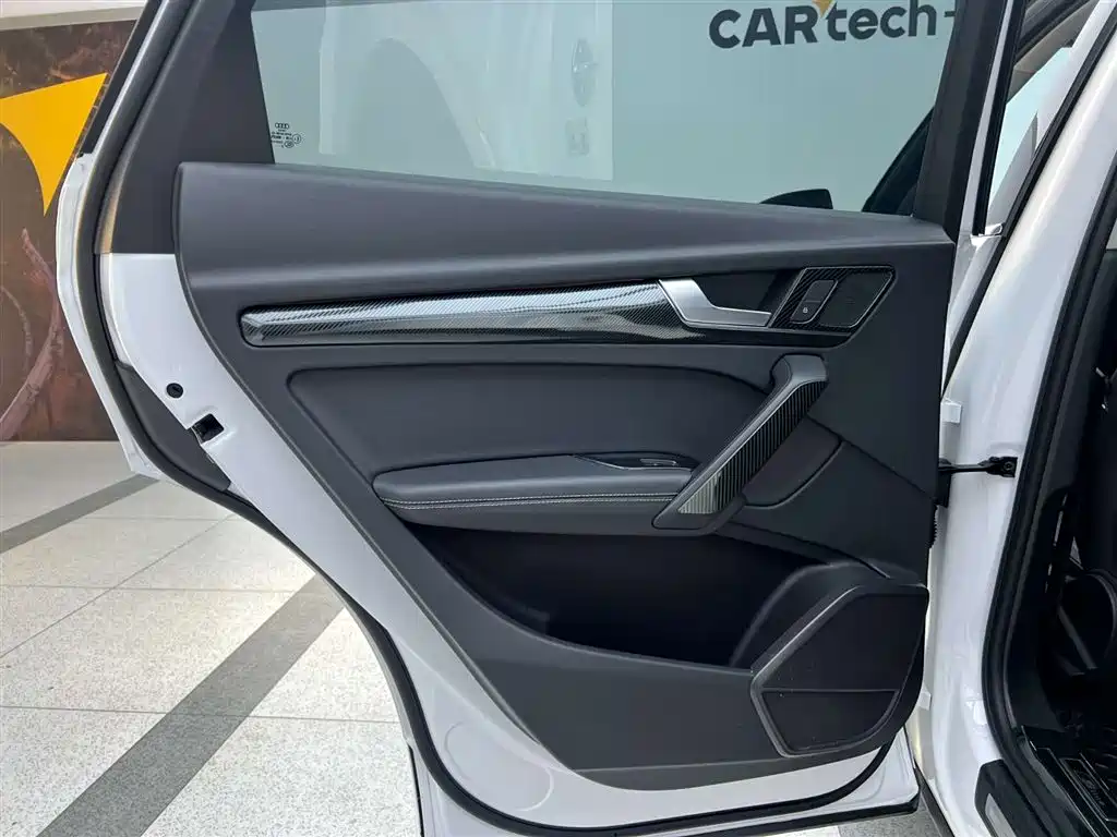 Audi Q5L 2022 40T Premium Dynamic Edition