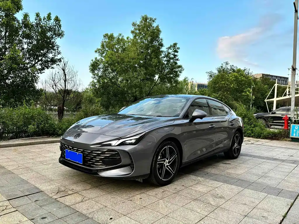MG7 2023 1.5T DCT Premium Luxury Edition