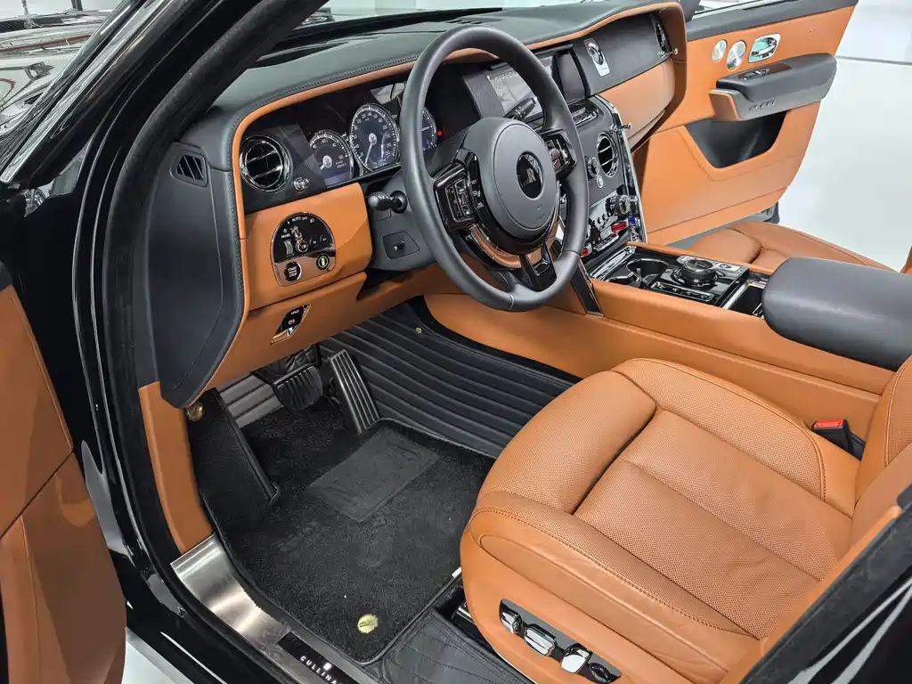 Cullinan 2018 4-seater Edition