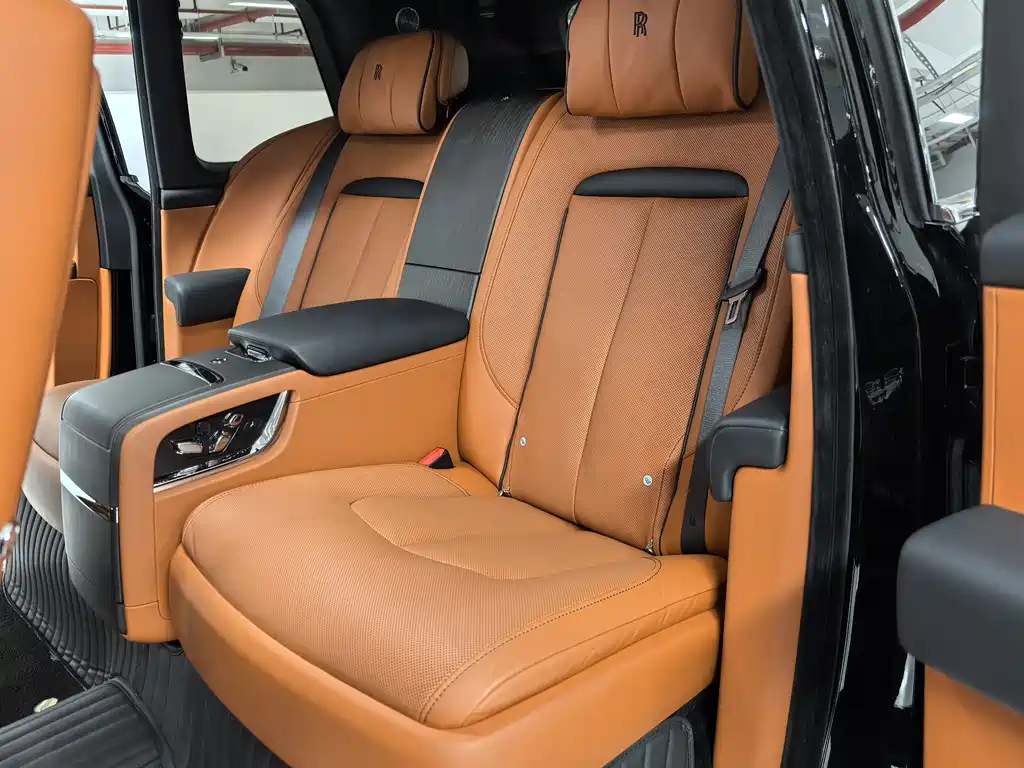 Cullinan 2018 4-seater Edition
