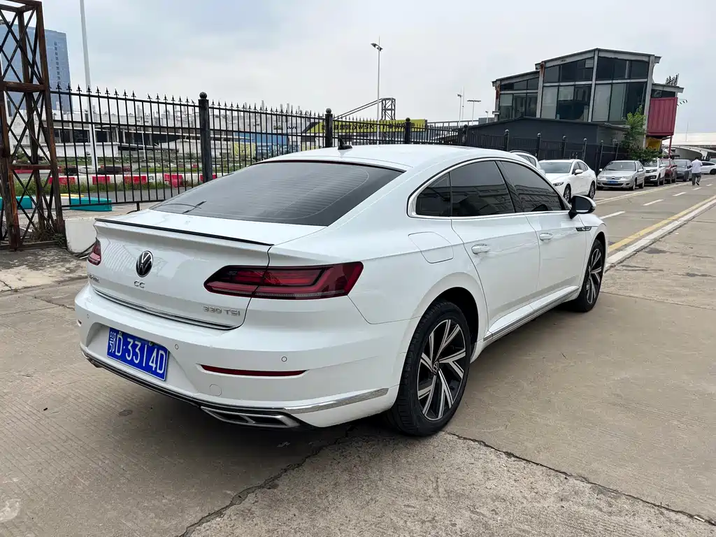 2023 Volkswagen Passat 330 TSI Xunmu Edition
