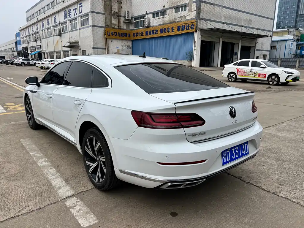 2023 Volkswagen Passat 330 TSI Xunmu Edition