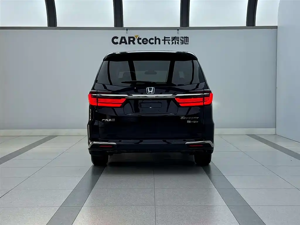 Odyssey 2022 2.0L e:HEV Shining Edition