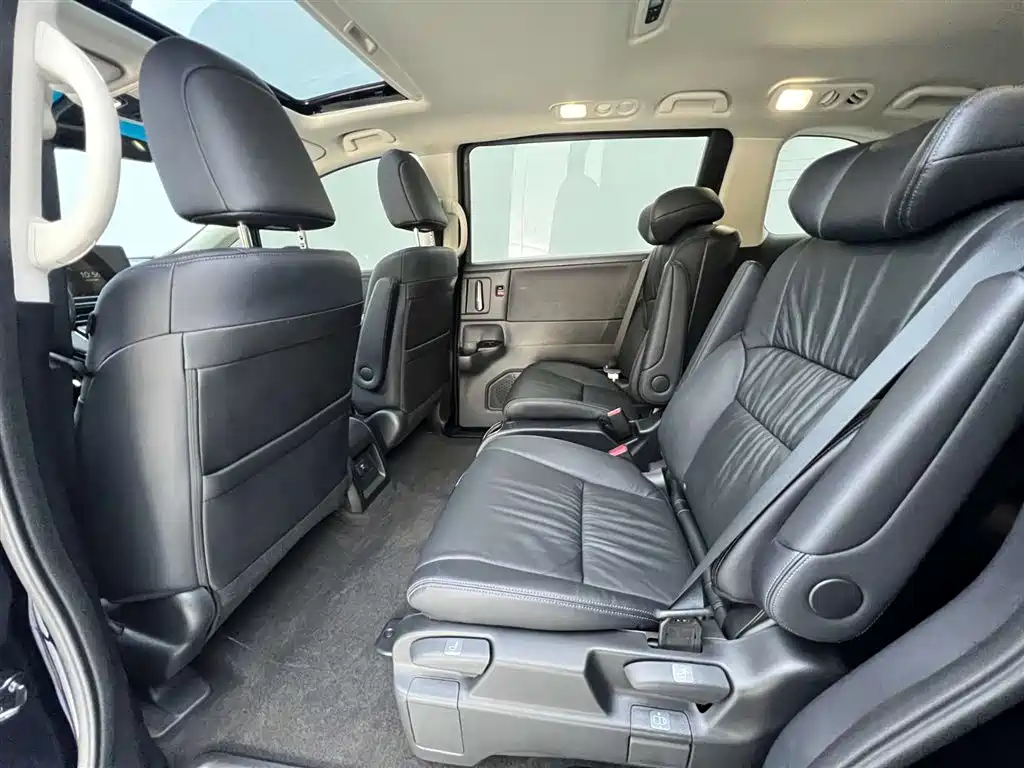 Odyssey 2022 2.0L e:HEV Shining Edition