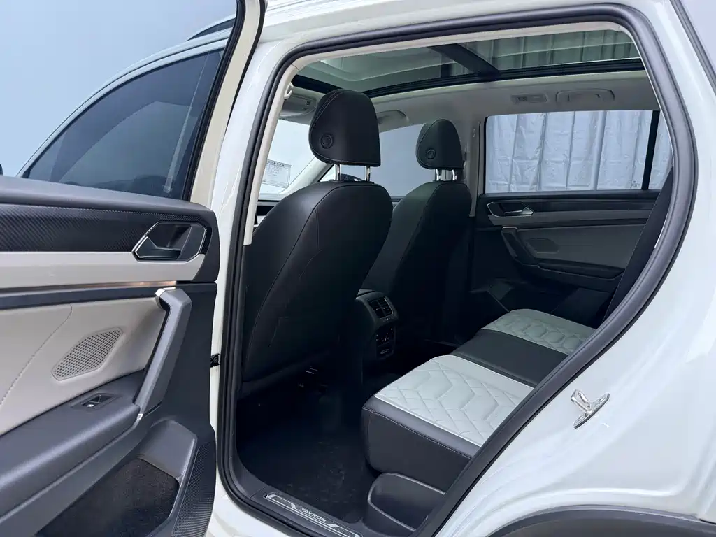 Tayron 2023 280TSI Two-Wheel Drive Luxury Plus Advanced Edition