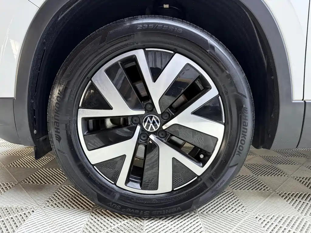 Tayron 2023 280TSI Two-Wheel Drive Luxury Plus Advanced Edition
