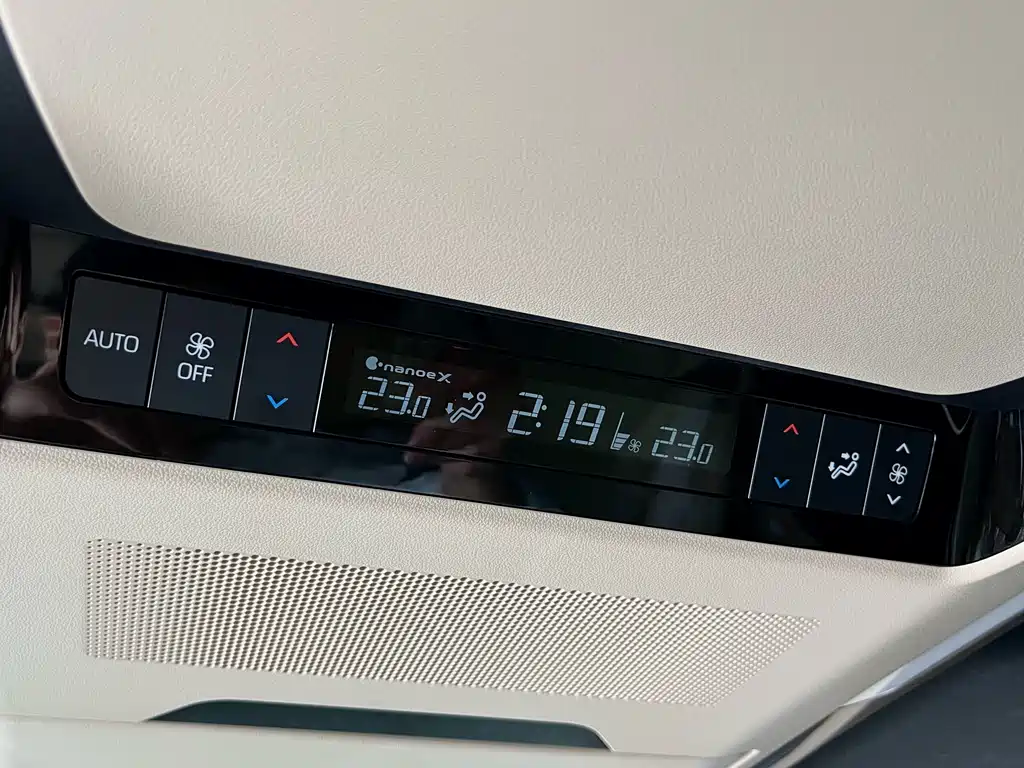 Alphard 2024 Model Double擎 2.5L Zhenxiang Edition