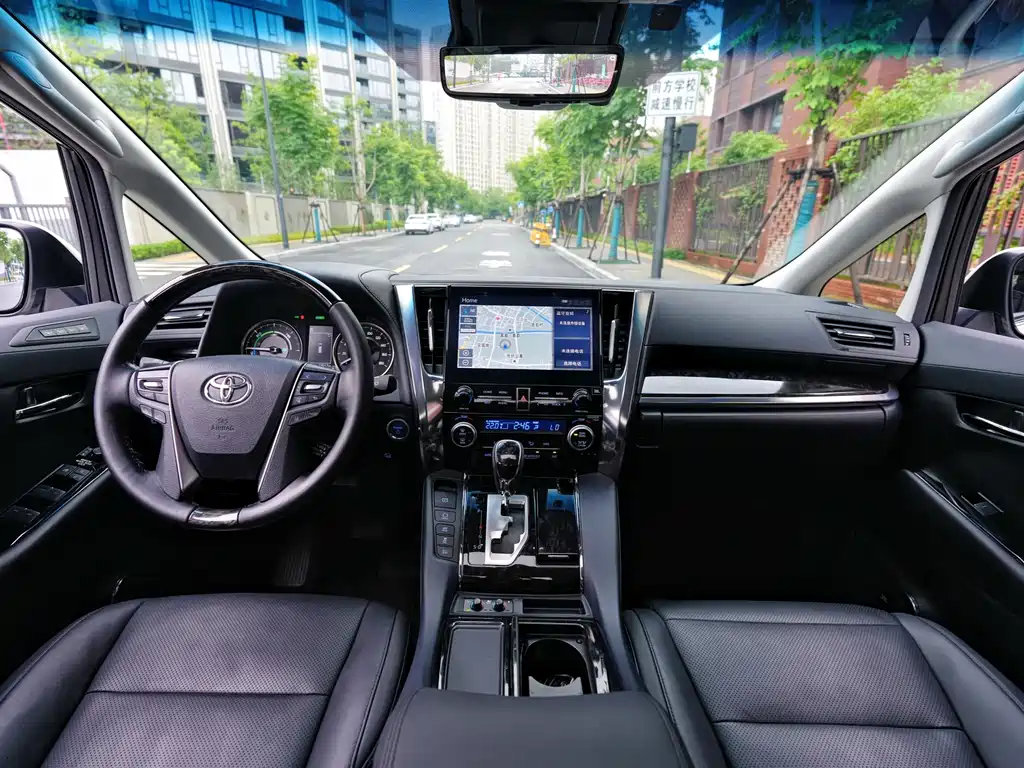 Velfire 2021 Crown Hybrid 2.5L HV Luxury Edition