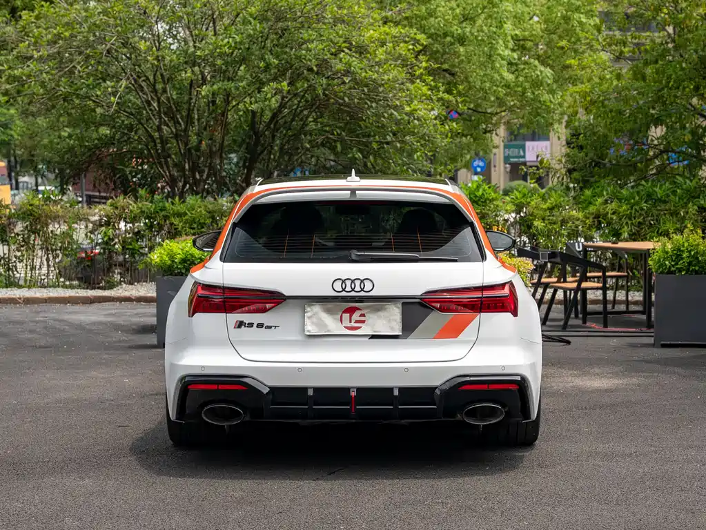 Audi RS 6 2025 model RS 6 Avant GT