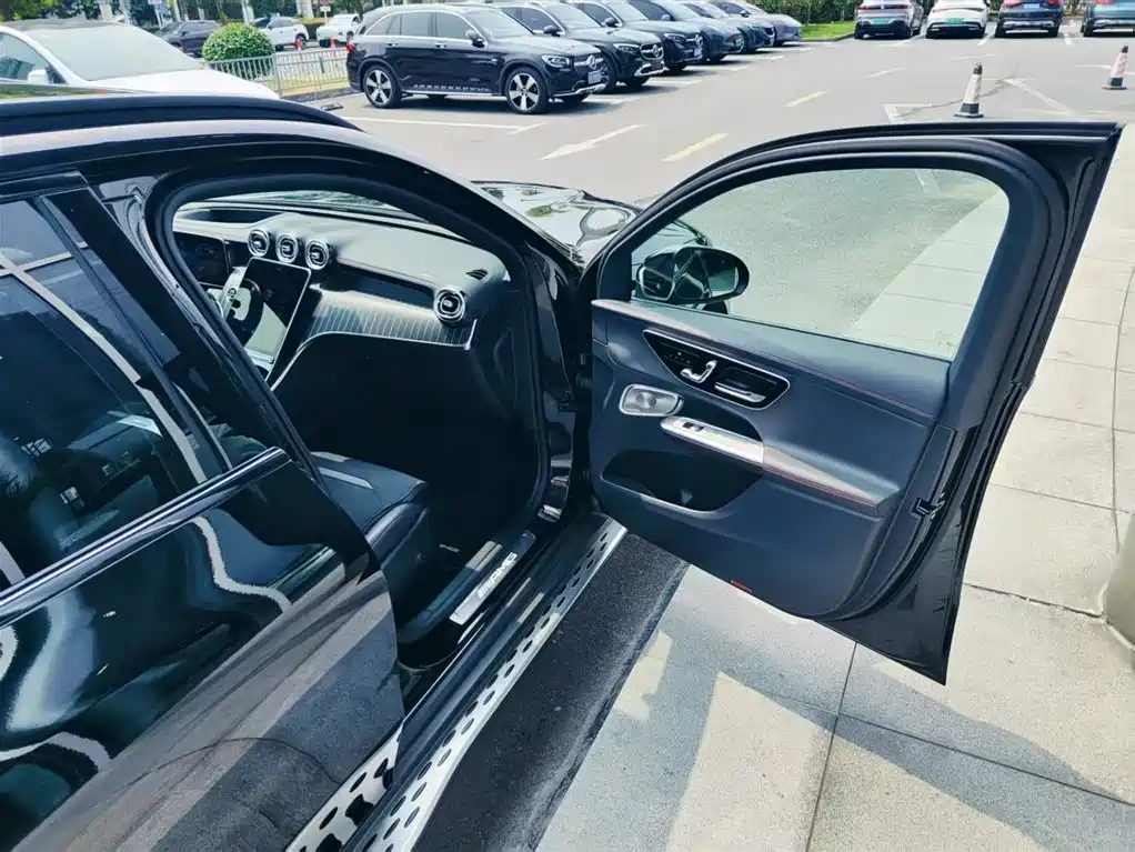 Mercedes-Benz GLC AMG 2024 Model AMG GLC 43 4MATIC