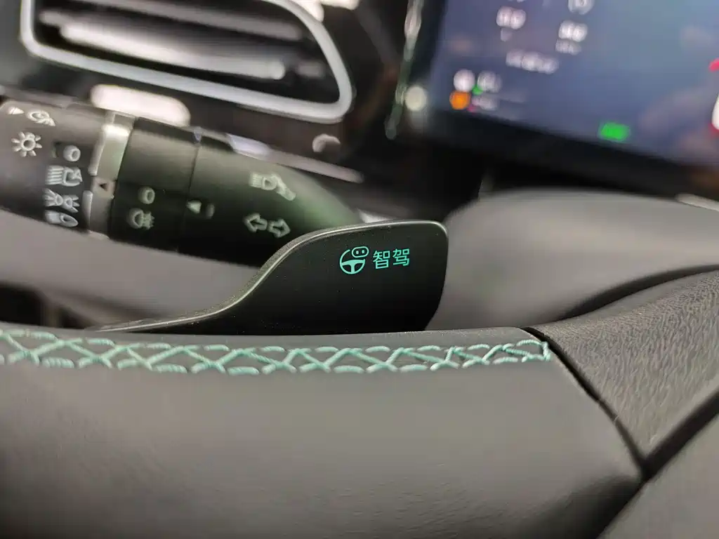Seal 06 2025 DM-i Intelligent Driving Edition 120KM Prestige Model