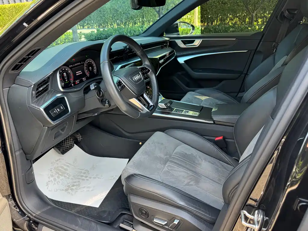 Audi A6L 2023 Facelift 45 TFSI quattro Premium Dynamic Model