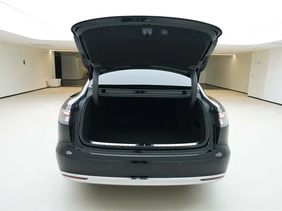 Xinjie S9 2026 Edition Range-Extended Max Rear-Wheel Drive (37kWh, 192-line LiDAR)