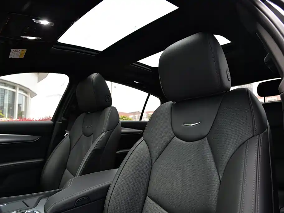 Cadillac CT5 2023 28T Luxury (Standard)