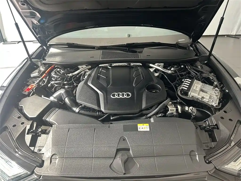 Audi A6 (Import) 2021 allroad quattro Explorer 55 TFSI Premium Off-road Edition