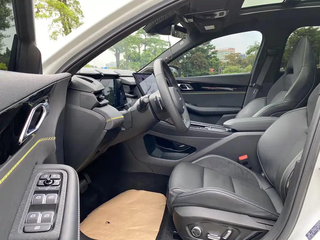 Leasing 03 2023 Model 2.0TD DCT Performance Halo
