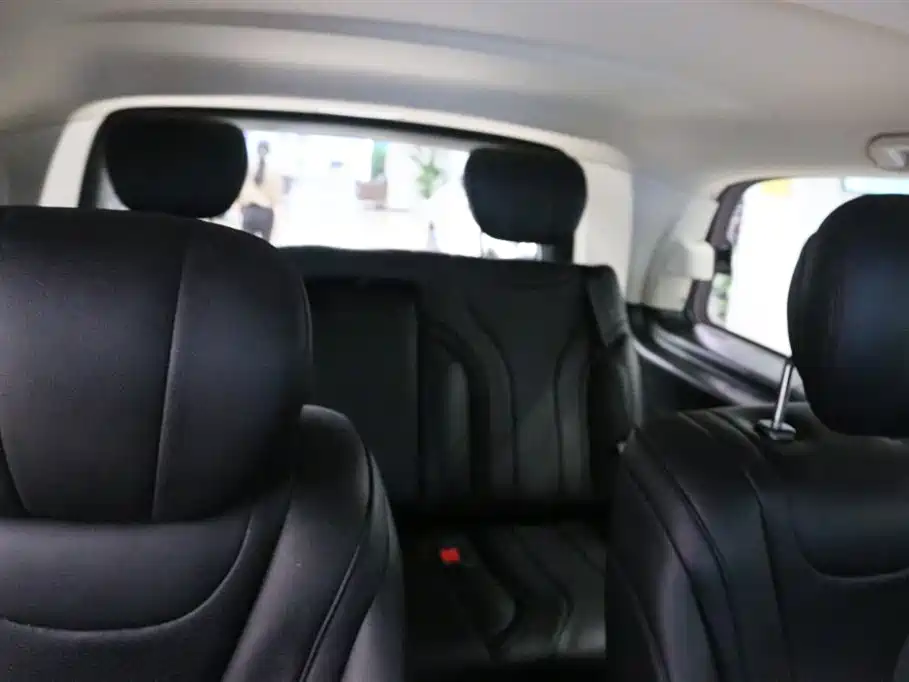 Volkswagen Viloran 2020 2.0T Elite 7-seat
