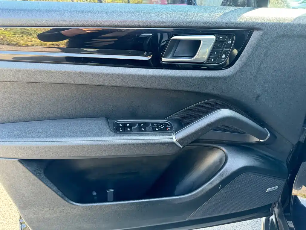Cayenne 2019 3.0T