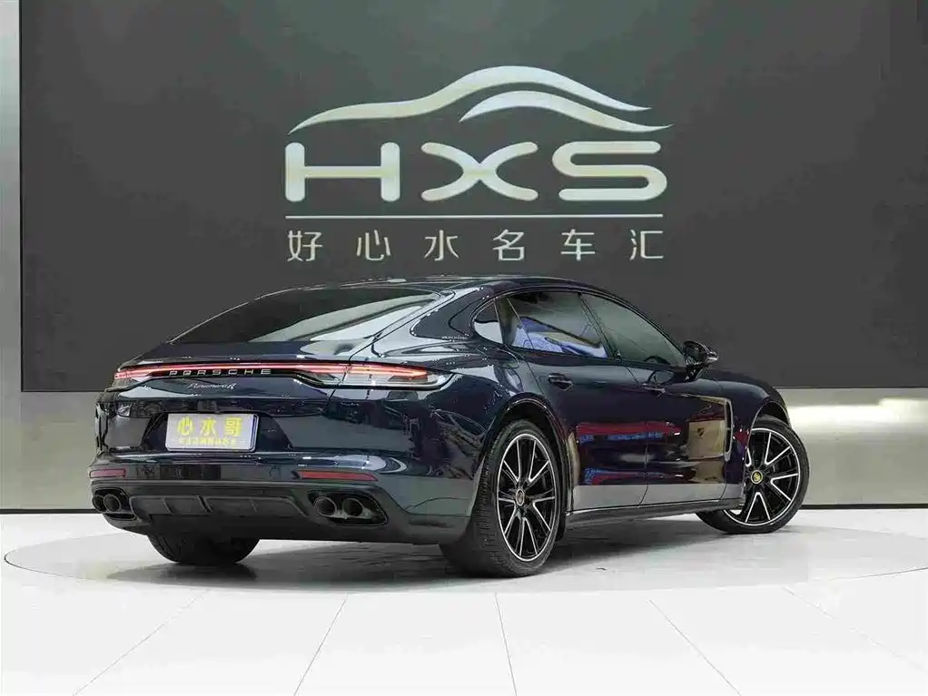 Panamera 2023 4 Executive Long Platinum Edition 2.9T